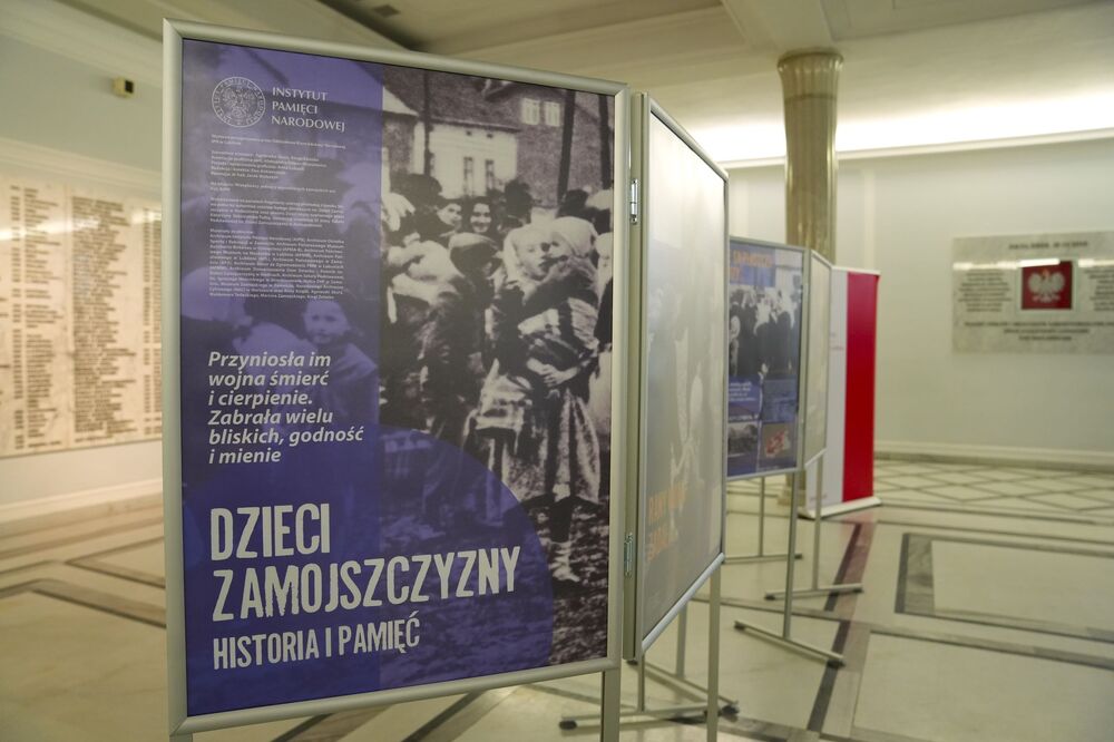 W Sejmie RP zaprezentowaliśmy wystawę poświęconą Dzieciom Zamojszczyzny – Warszawa, 23 lutego 2026. Fot. Dominik Borek (IPN)
