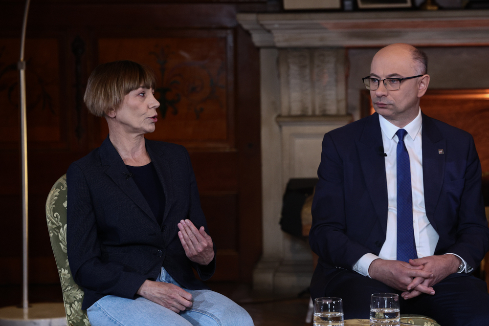 10. rocznica otwarcia Muzeum Polaków Ratujących Żydów im. Rodziny Ulmów w Markowej – 17 marca 2026. Na zdj. od lewej dr hab. Elżbieta Rączy z IPN Oddział w Rzeszowie, dr Mateusz Szpytma – zastępca prezesa IPN. Fot. Sławek Kasper (IPN)