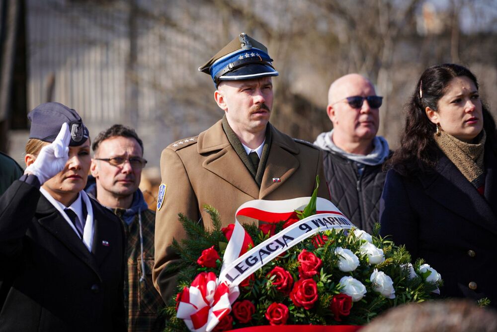 Poświęcenie pomnika nagrobnego Napoleona Ciukszy Waligóry – Powiewiórka, 21 marca 2026. Fot. Mateusz Niegowski (IPN)