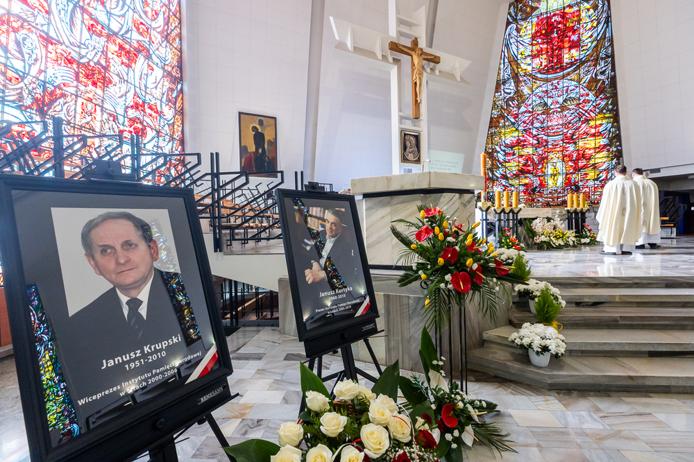 Uroczystości upamiętniające ofiary katastrofy smoleńskiej – Warszawa, 10 kwietnia 2026. Fot. Sławek Kasper (IPN)