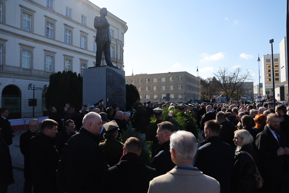 Uroczystości upamiętniające ofiary katastrofy smoleńskiej – Warszawa, 10 kwietnia 2026. Fot. Dariusz Skrzyniarz (IPN)