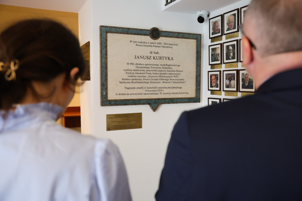 Uroczystości upamiętniające ofiary katastrofy smoleńskiej – Warszawa, 10 kwietnia 2026. Fot. Dariusz Skrzyniarz (IPN)