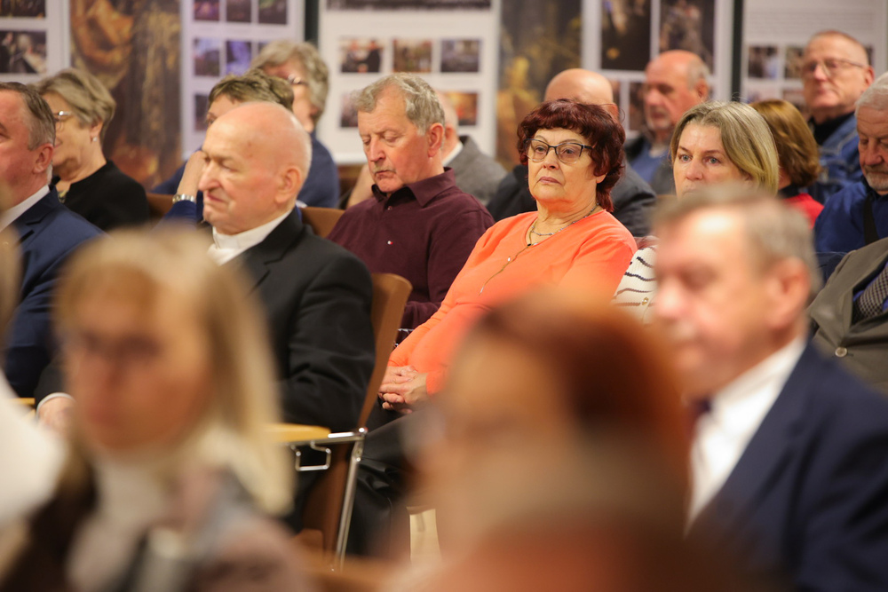 Uroczystości w hołdzie kapelanom katyńskim – Warszawa, 11.04.2026. Konferencja „Las lasem zostanie – Kapelani Katyńscy: pamięć i przyszłość”. Fot. Dariusz Skrzyniarz (IPN)