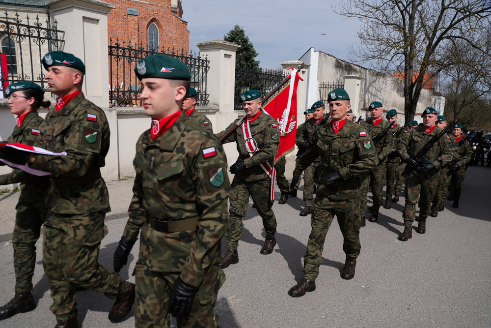 Gdzie polski mundur, tam wolna i niepodległa Rzeczpospolita – Kraśnik, 15 kwietnia 2026. Fot. Dariusz Skrzyniarz (IPN)