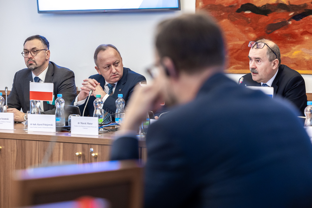 IPN na międzynarodowej konferencji instytucji pamięci z krajów Grupy Wyszehradzkiej – Praga, 20 kwietnia 2026. Fot. Sławek Kasper (IPN)