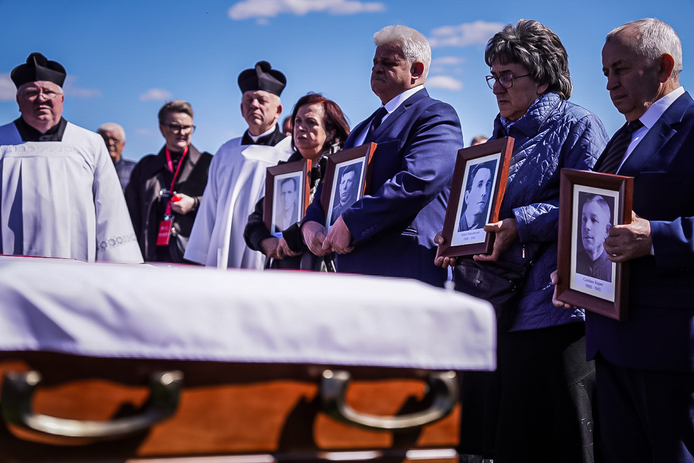 Uroczystości pogrzebowe Żołnierzy Niezłomnych – Zagroba, 21 kwietnia 2026. Fot. Mateusz Niegowski (IPN)