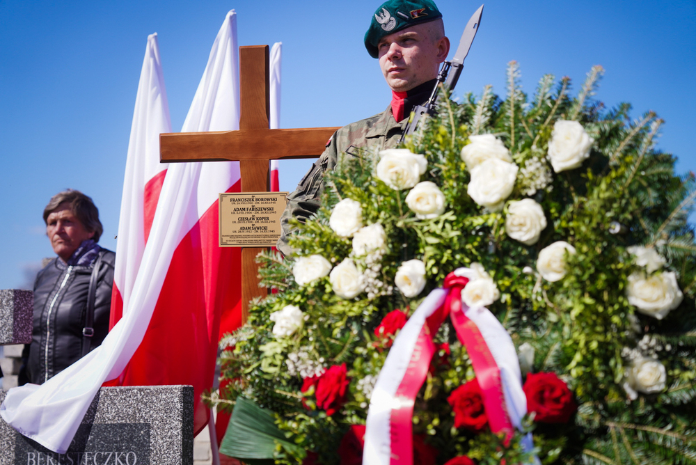 Uroczystości pogrzebowe Żołnierzy Niezłomnych – Zagroba, 21 kwietnia 2026. Fot. Mateusz Niegowski (IPN)