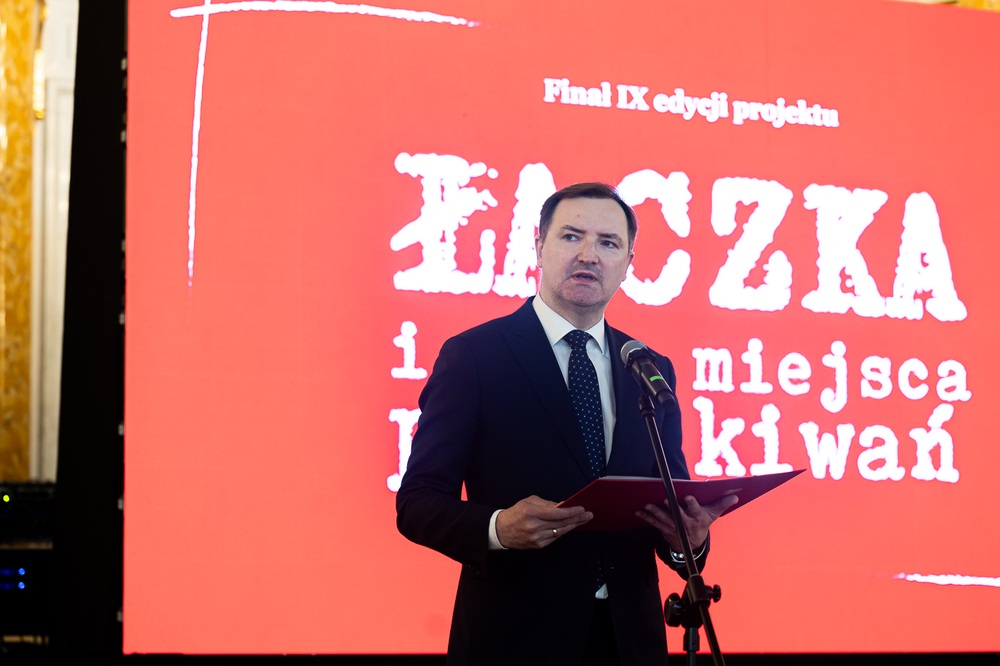 Gala finałowa IX edycji projektu „Łączka i inne miejsca poszukiwań”. Na zdj. doradca Prezydenta RP Sławomir Mazurek – Warszawa, 28 kwietnia 2026. Fot. Sławek Kasper (IPN)