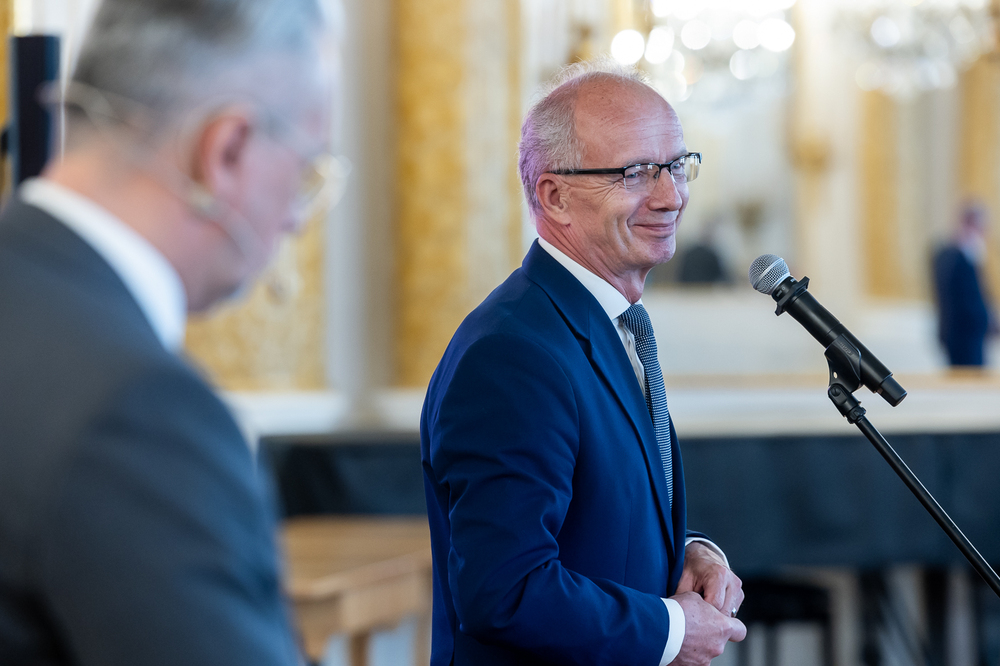 Gala finałowa IX edycji projektu „Łączka i inne miejsca poszukiwań”. Na zdj. zastępca prezesa IPN dr hab. Krzysztof Szwagrzyk – Warszawa, 28 kwietnia 2026. Fot. Sławek Kasper (IPN)