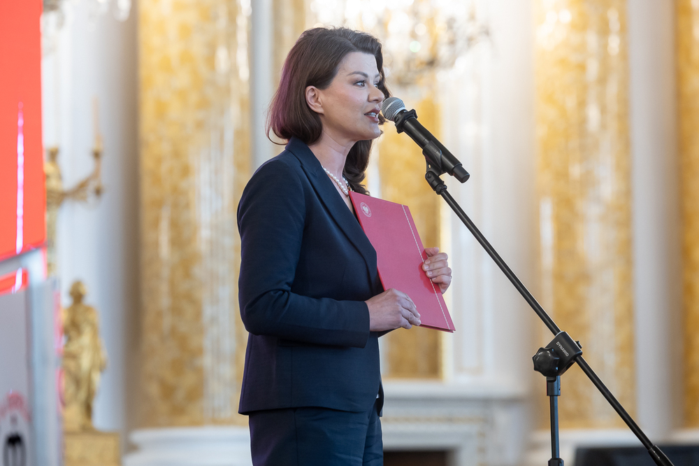 Gala finałowa IX edycji projektu „Łączka i inne miejsca poszukiwań”. Na zdj. dyrektor CPH Anna Putkiewicz – Warszawa, 28 kwietnia 2026. Fot. Sławek Kasper (IPN)