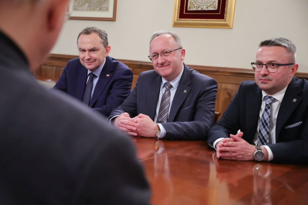 Przedstawiciele IPN, Papieskiego Uniwersytetu Gregoriańskiego i Papieskiego Komitetu Nauk Historycznych podpisali umowę o współpracy – Watykan, 30 kwietnia 2026. Fot. Dariusz Skrzyniarz (IPN)