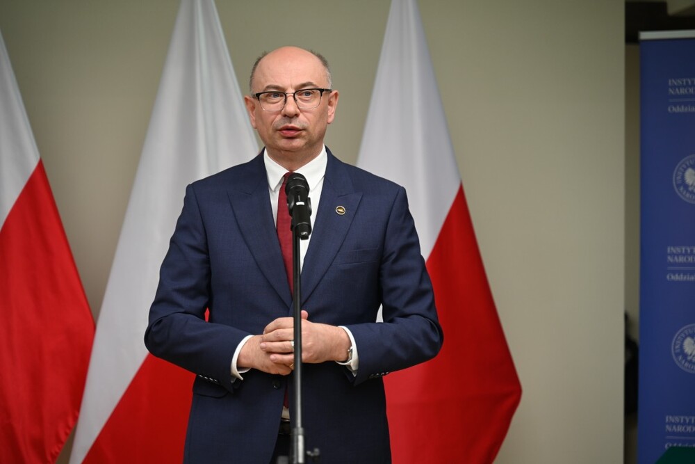 W Krakowie uhonorowaliśmy dawnych opozycjonistów. Na zdj. dr Mateusz Szpytma, zastępca prezesa IPN – 8 maja 2026. Fot. Żaneta Wierzgacz (IPN)