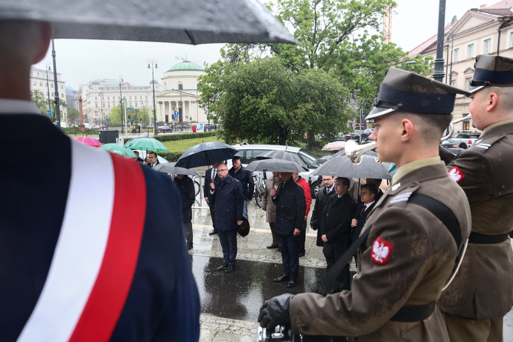 W jedną ziemię wsiąkła krew nasza... – rocznica przewrotu majowego – Plac Trzech Krzyży, Warszawa, 12 maja 2026. Fot. Sławek Kasper (IPN)
