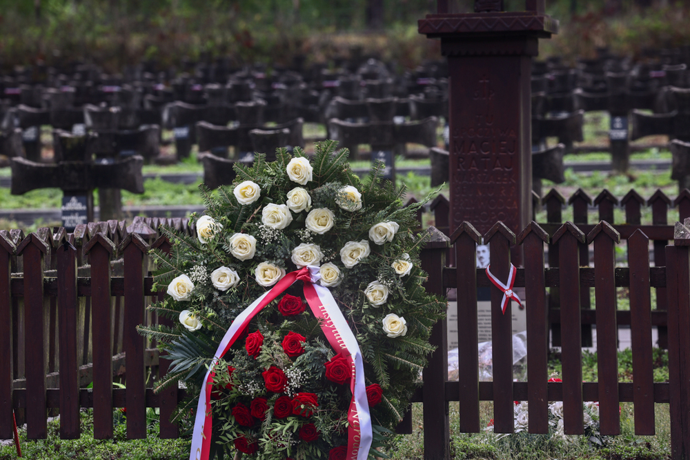 W jedną ziemię wsiąkła krew nasza... – rocznica przewrotu majowego – Cmentarz w Palmirach, 12 maja 2026. Fot. Sławek Kasper (IPN)