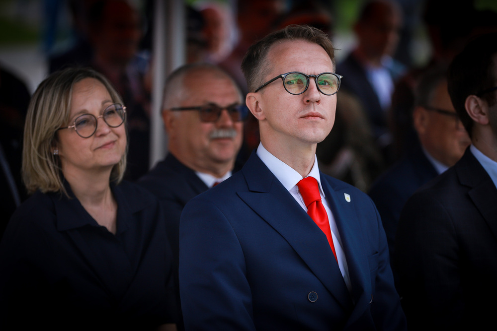 W Szczuczynie upamiętniliśmy Władysława Czarneckiego. Na zdj. burmistrz Szczuczyna Marcin Wileński – 15 maja 2026. Fot. Paula Prudziłowicz (IPN)