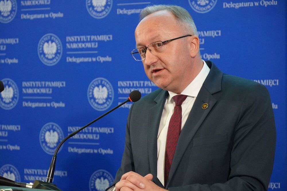 Spotkanie Dam i Kawalerów Krzyża Wolności i Solidarności w Opolu. Na zdj. zastępca prezesa IPN dr hab. Karol Polejowski – 25 maja 2026. Fot. Denis Olejak (IPN)