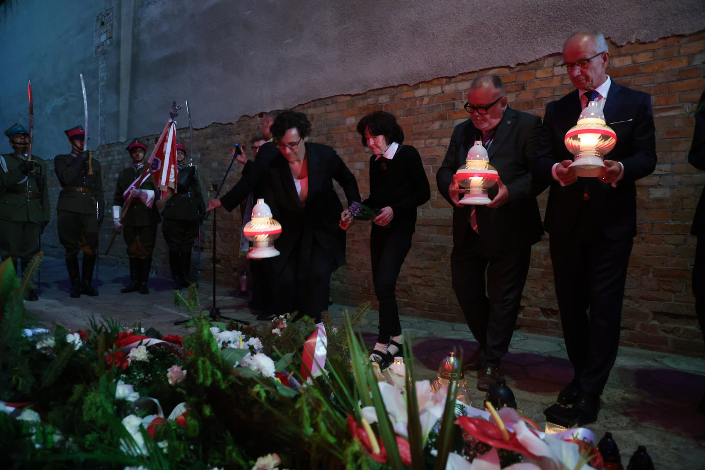Oddaliśmy hołd Witoldowi Pileckiemu, znicze pamięci w 78. rocznicę śmierci rotmistrza – Warszawa, 25 maja 2026 r., fot. Dariusz Skrzyniarz (IPN)