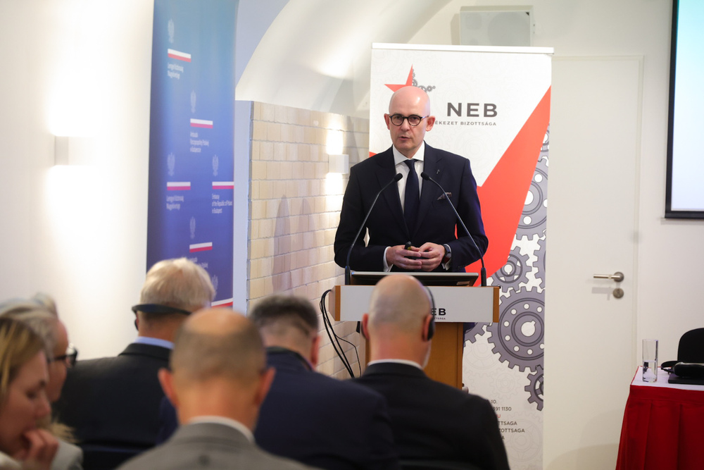 Konferencja „Dwie drogi rewolucji. Rok 1956 w Polsce i na Węgrzech”. Na zdj. dyrektor oddziału IPN w Poznaniu dr hab. Rafał Reczek – Budapeszt, 28-29 maja 2026. Fot. Dariusz Skrzyniarz (IPN)
