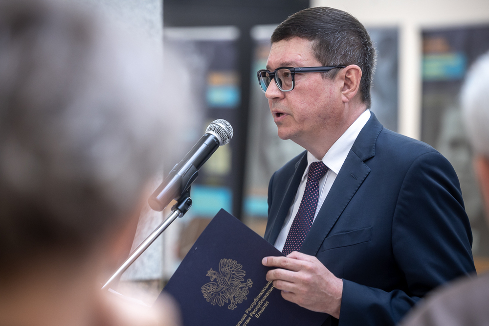 Uroczyste otwarcie wystawy IPN „Operacja polska NKWD w latach 1937–1938”, Astana, 31.05.2026. Na zdjęciu Dominik Małek, kierownik Wydziału Konsularnego i Polonii Ambasady RP w Astanie. Fot. Sławek Kasper (IPN)