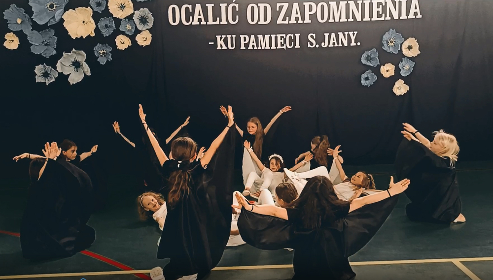 Na zdj. Szkoła Podstawowa im. Kardynała Stefana Wyszyńskiego w Kraśniczynie