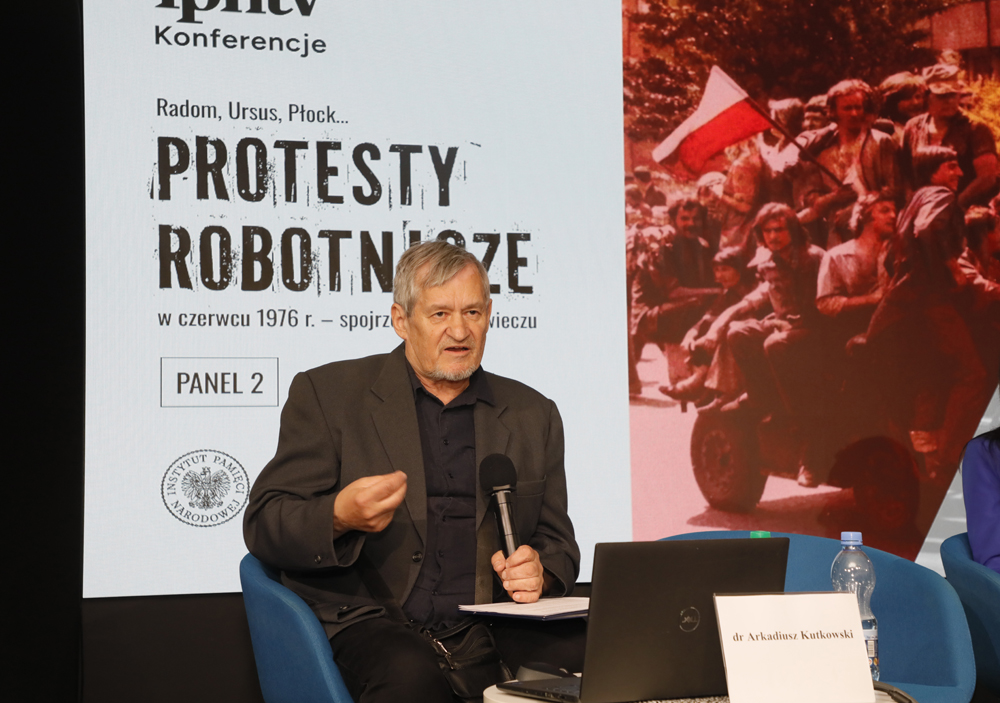 Konferencja naukowa „Radom, Ursus, Płock… Protesty robotnicze w czerwcu 1976 r. – spojrzenie po półwieczu” – Warszawa, 16 czerwca 2026. Na zdj. dr Arkadiusz Kutkowski. Fot. Piotr Życieński (IPN)