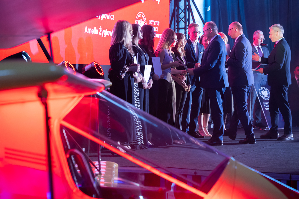 Gala finałowa drugiej edycji ogólnopolskiego konkursu edukacyjnego „Silni Polską!” – Kraków, 19 czerwca 2026. Fot. Sławek Kasper (IPN)