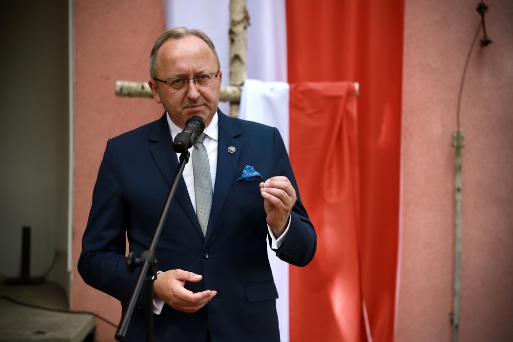 Uroczystości w hołdzie poległym w bitwie pod Czerwonym Borem. Na zdj. zastępca prezesa IPN dr hab. Karol Polejowski – Wygoda, 21 czerwca 2026. Fot. Paula Prudziłowicz (IPN)