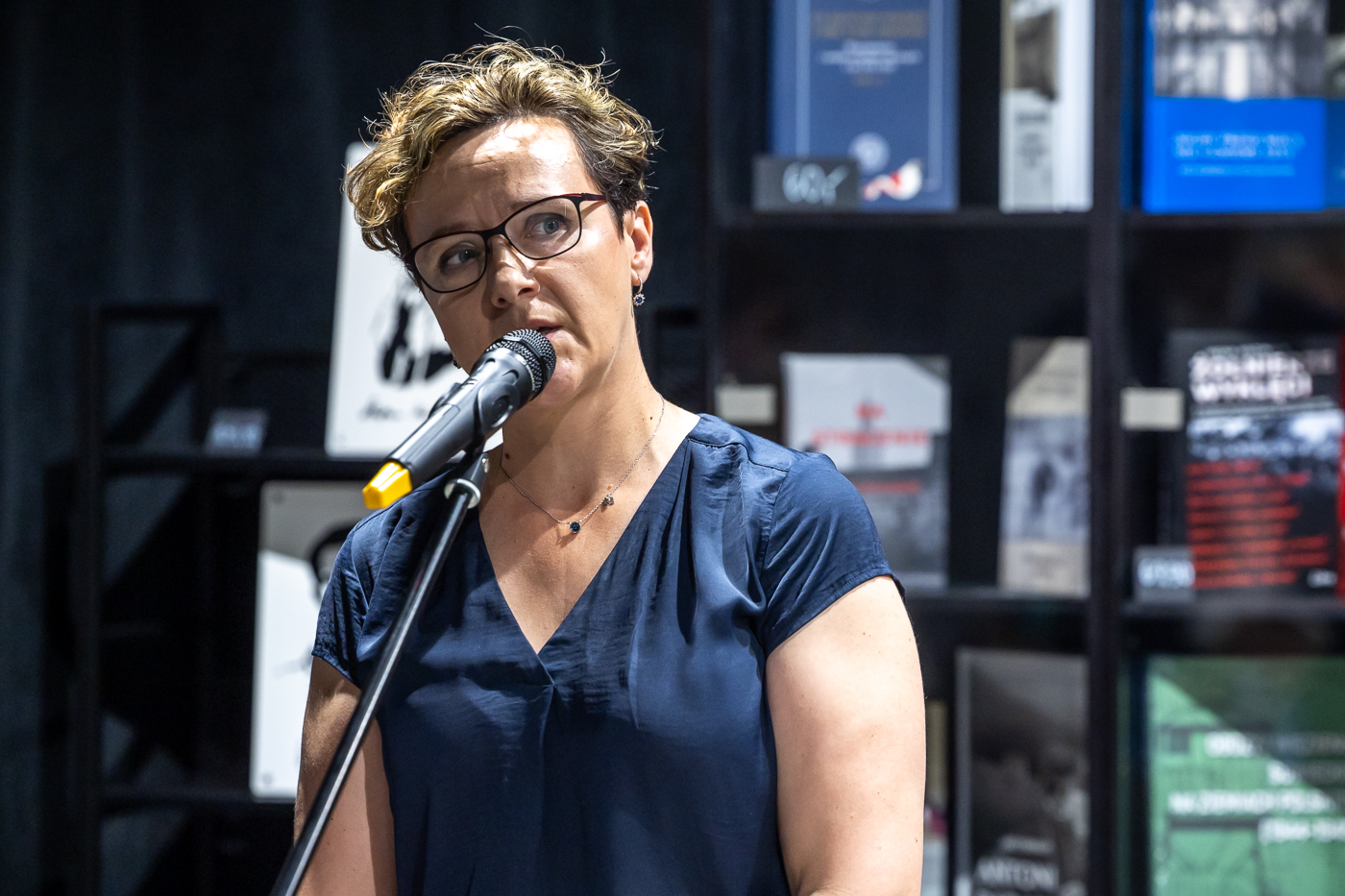 Wystawa „Wygnali Bieruta z trybuny – Szczeciński Kwiecień 1946”. Na zdj. dyrektor MŻWiWP PRL Adrianna Garnik – Warszawa, 30 czerwca 2026. Fot. Sławek Kasper (IPN)
