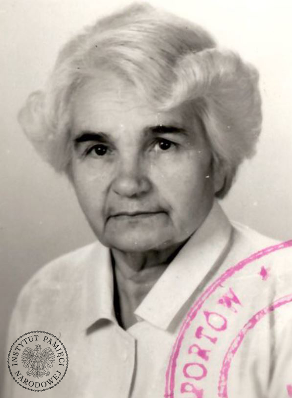 Michalska Franciszka – zdjęcia z akt paszportowych (fot. z zasobu AIPN)