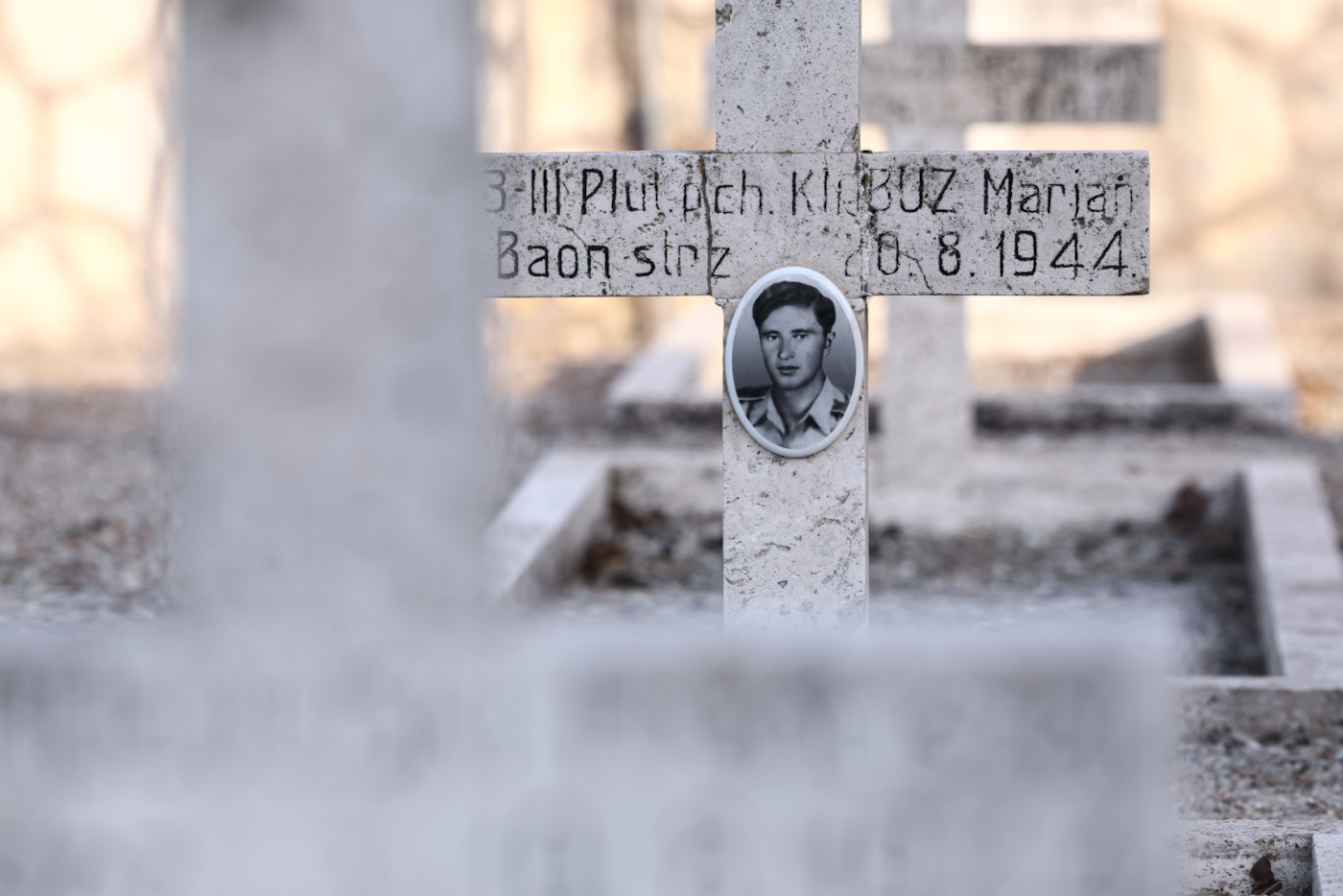 Uroczystości w hołdzie polskim bohaterom – wyzwolicielom Ankony. Polski Cmentarz Wojenny w Loreto. Fot. Sławek Kasper (IPN)