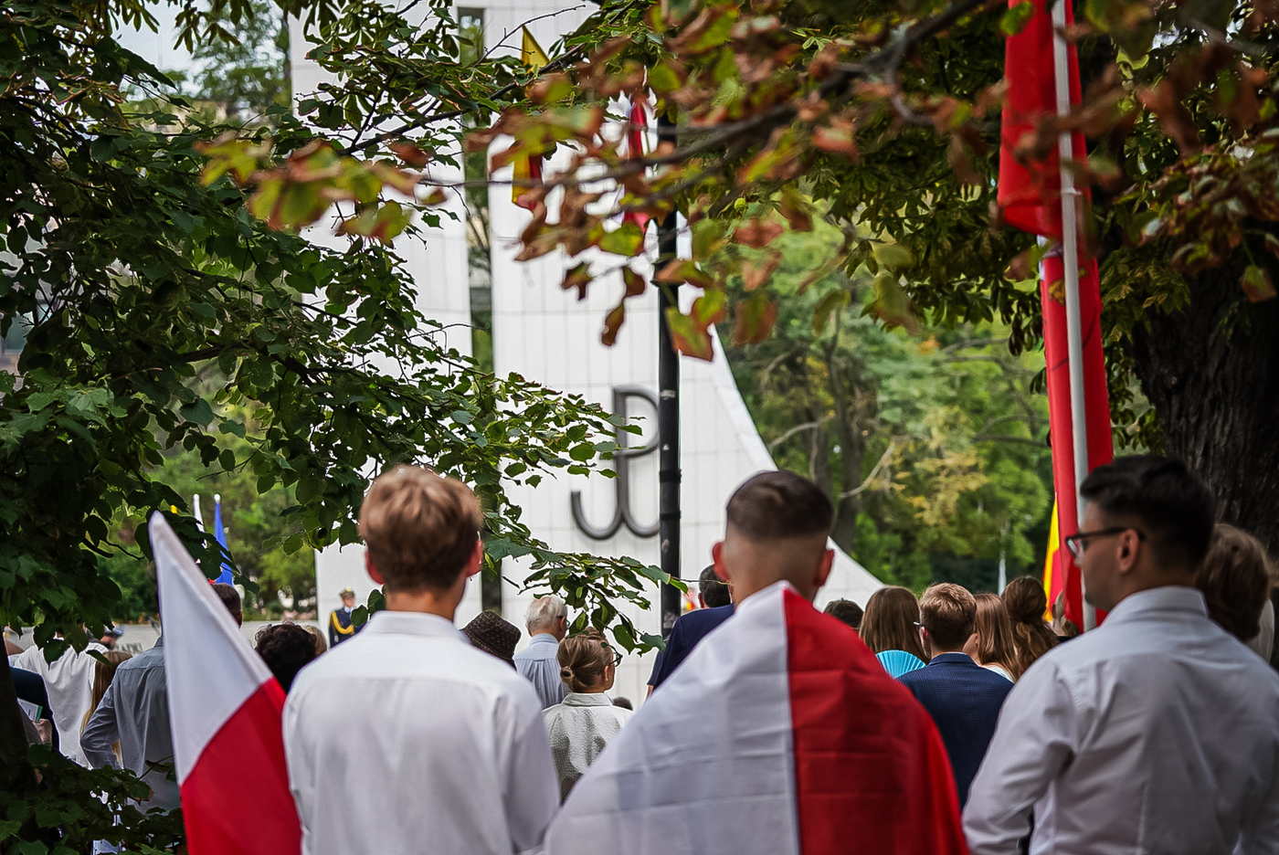 Uroczystości przed Pomnikiem Polskiego Państwa Podziemnego i Armii Krajowej – Warszawa, 1 sierpnia 2026. Fot. Mateusz Niegowski (IPN)