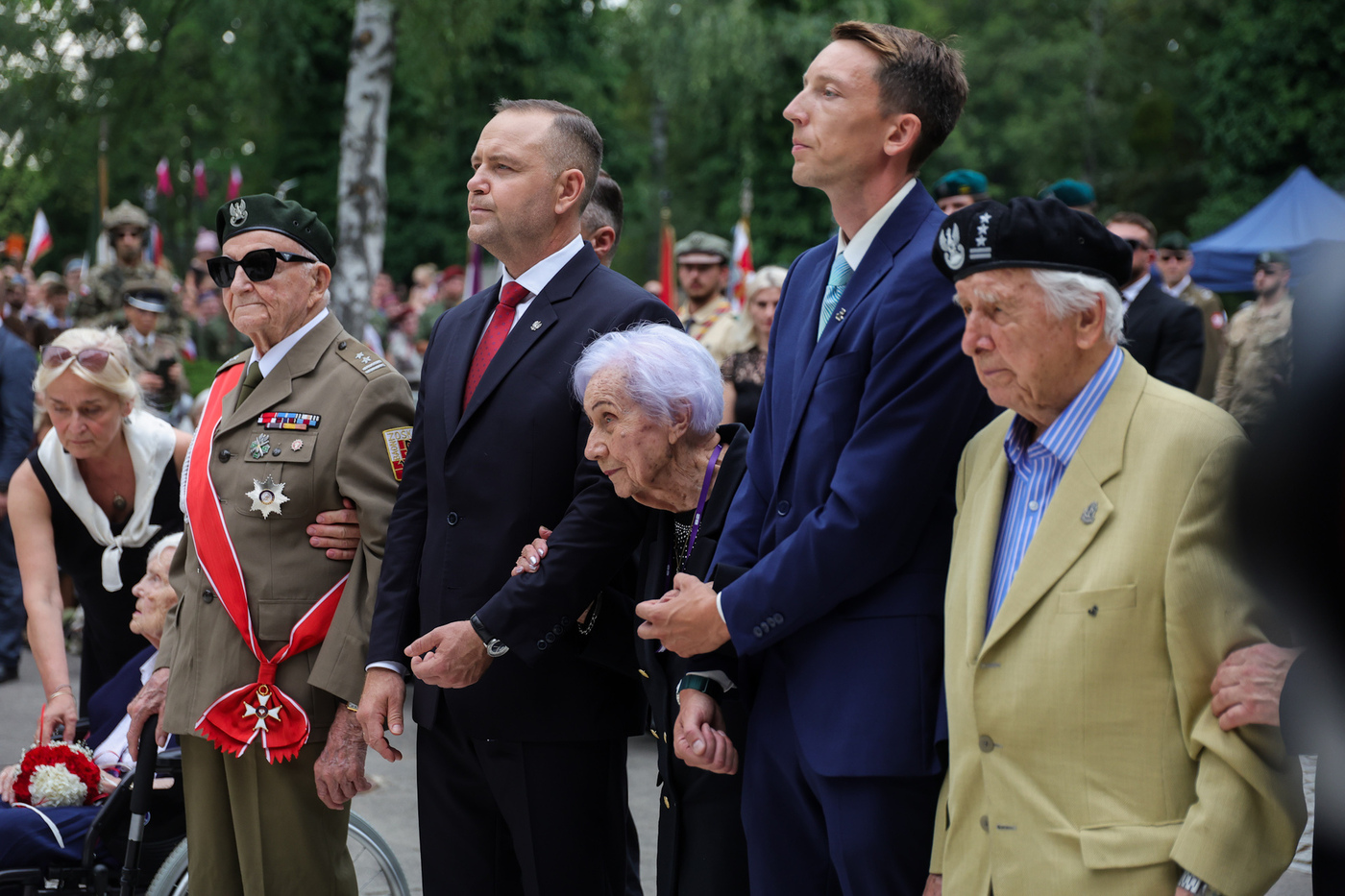 Chwała Zwyciężonym. Na zdj. kwiaty składa Prezydent RP Karol Nawrocki – Warszawa, 1 sierpnia 2026. Fot. Dariusz Skrzyniarz (IPN)