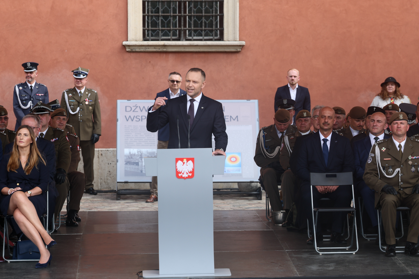 Wręczenie sztandaru wojskowego 18 Stołecznej Brygadzie Obrony Terytorialnej. Na zdj. Prezydent RP Karol Nawrocki – Warszawa, 3 sierpnia 2026. Fot. Sławek Kasper (IPN)