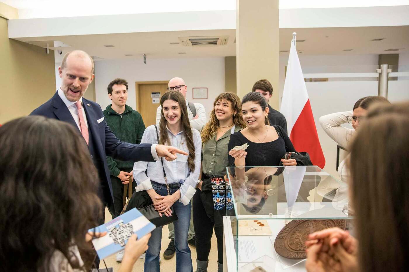 Stypendyści z Argentyny z wizytą w Instytucie Pamięci Narodowej – Warszawa, 10 września 2026. Fot. Katarzyna Adamów (IPN)