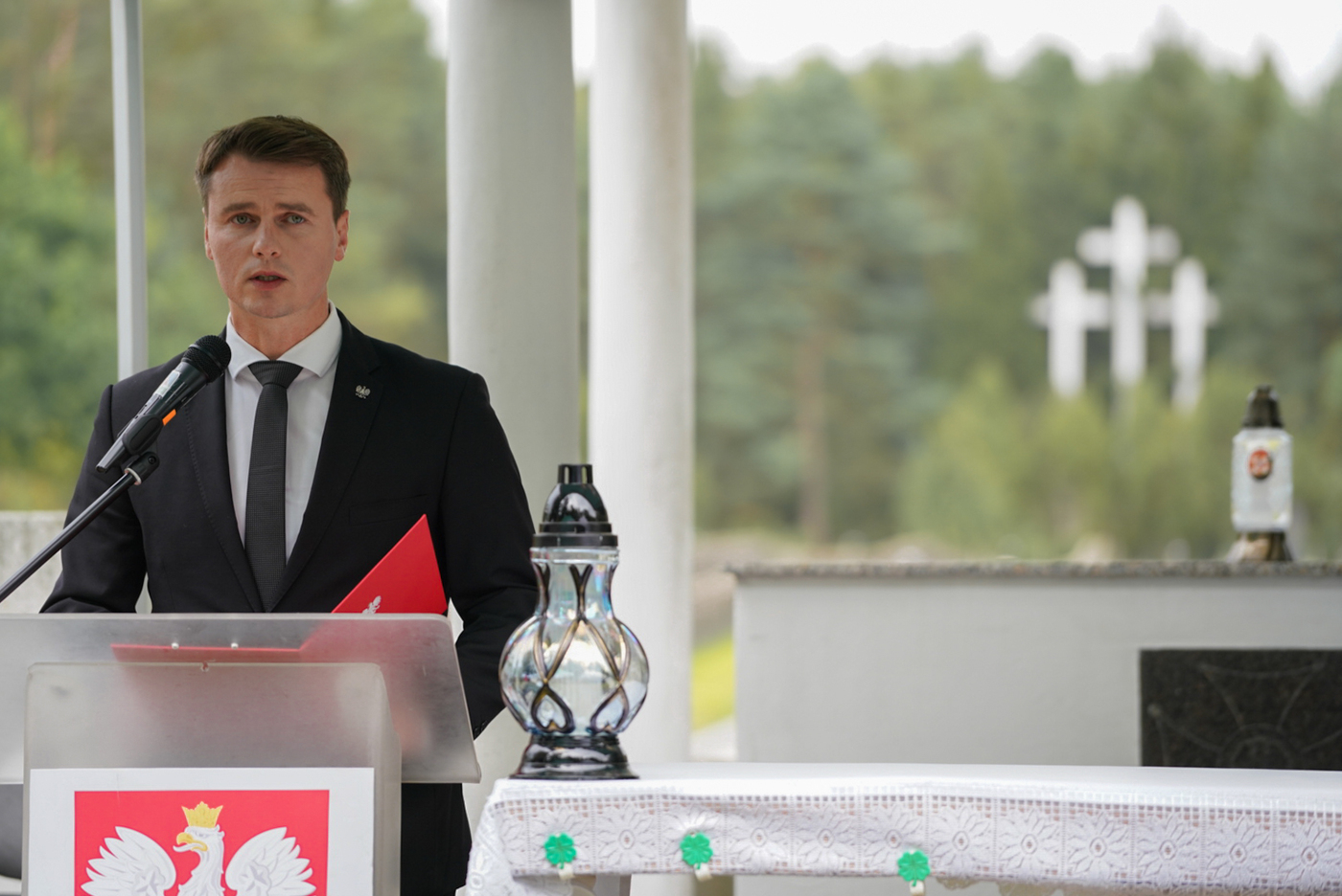 Upamiętniliśmy ofiary egzekucji w Puszczy Kampinoskiej. Na zdj. doradca Prezydenta RP Jarosław Margielski – Palmiry, 14 września 2026. Fot. Mateusz Niegowski (IPN)