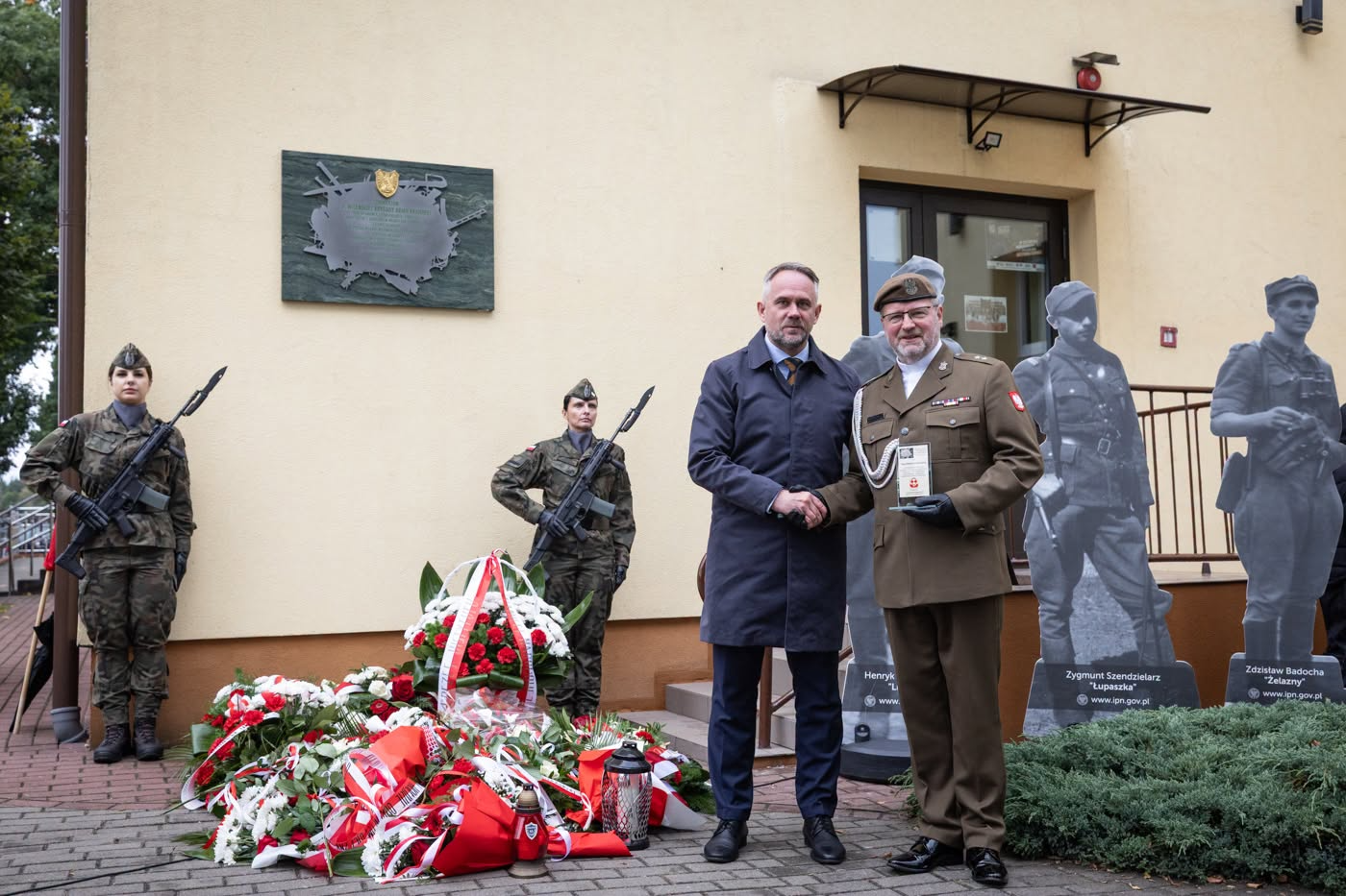 Uroczystość odsłonięcia tablicy pamiątkowej 5. Wileńskiej Brygady AK w Osiecznej – 25 września 2026 r. Fot Roman Jocher