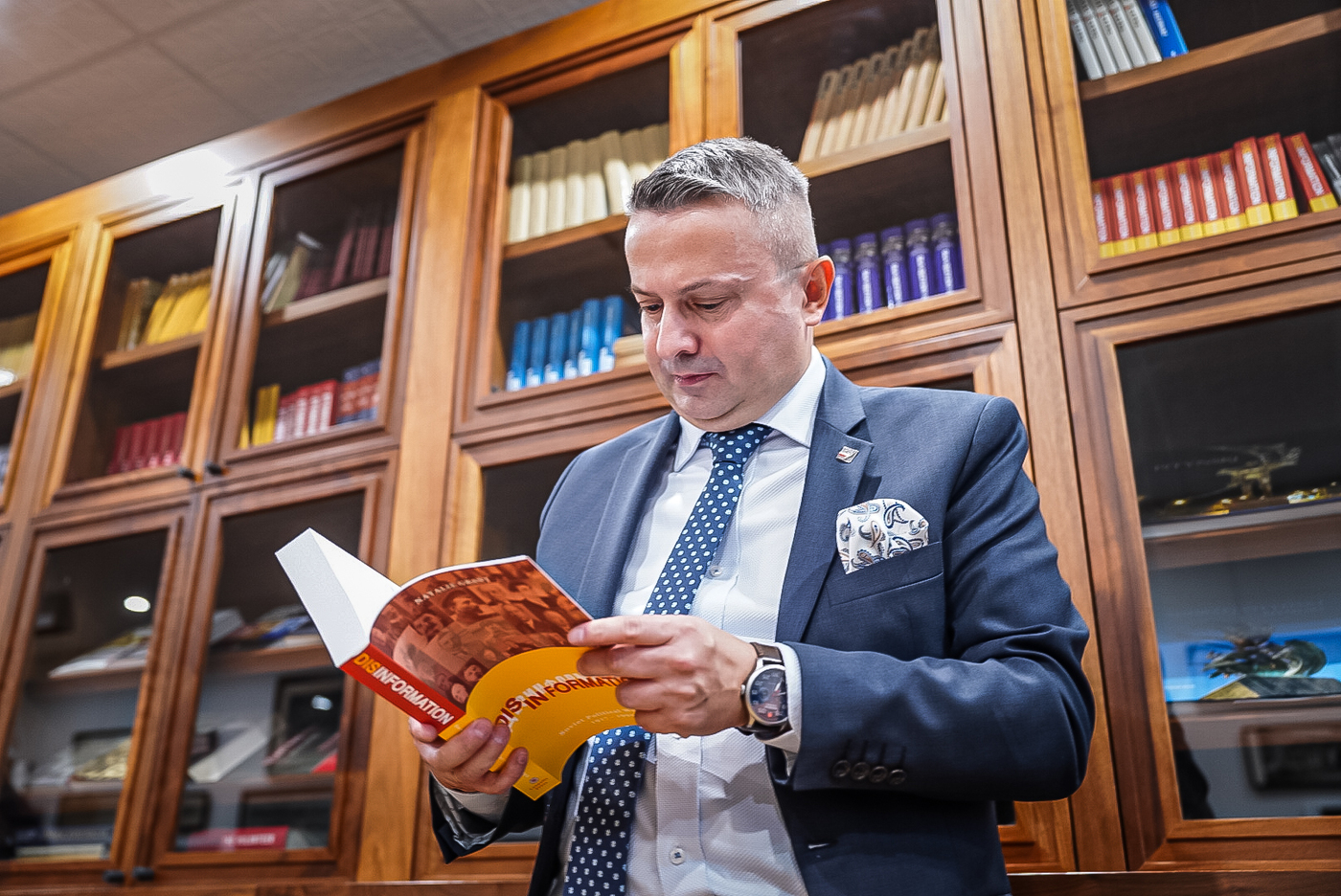Delegacja Instytutu Pamięci Narodowej w USA, 2-5 października 2026 r., spotkanie z  z dr. Johnem Radziłowskim, dyrektorem Polskiego Instytutu Kultury i Badań w ośrodku Orchard Lake Schools, fot. Mateusz Niegowski (IPN)