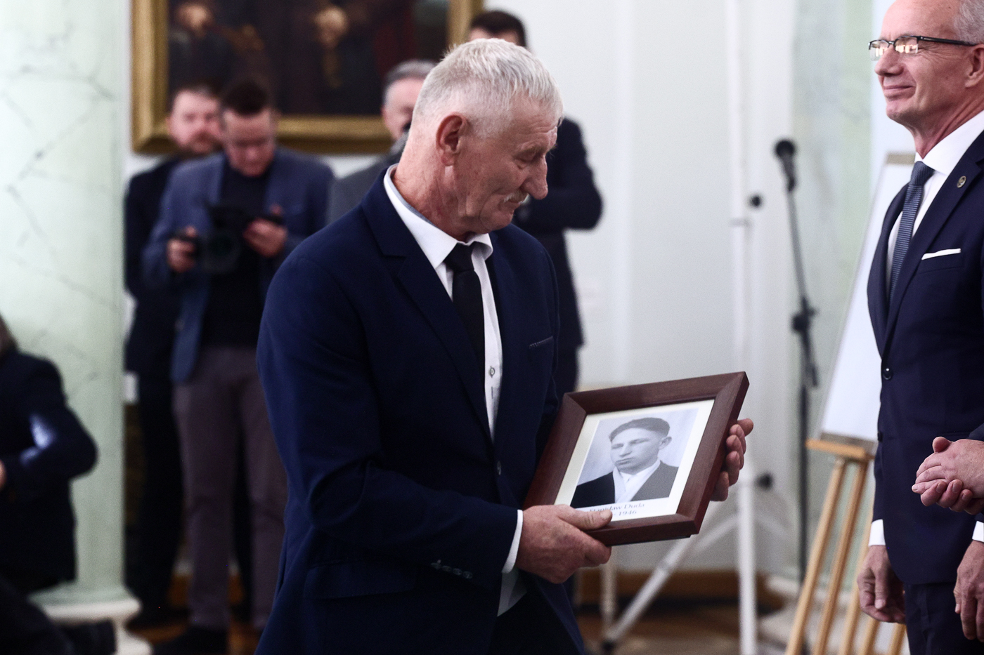 Uroczystość wręczenia not identyfikacyjnych rodzinom ofiar niemieckiego i komunistycznego terroru – Warszawa, 27 października 2026. Fot. Sławek Kasper (IPN)