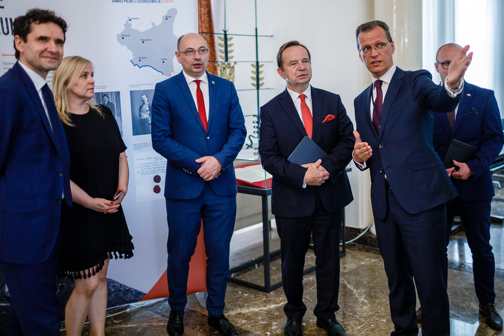 Uroczystość wręczenia dr. Mateuszowi Szpytmie honorowej odznaki Bene Merito – Warszawa, 23 czerwca 2018. Fot. Sławek Kasper (IPN)