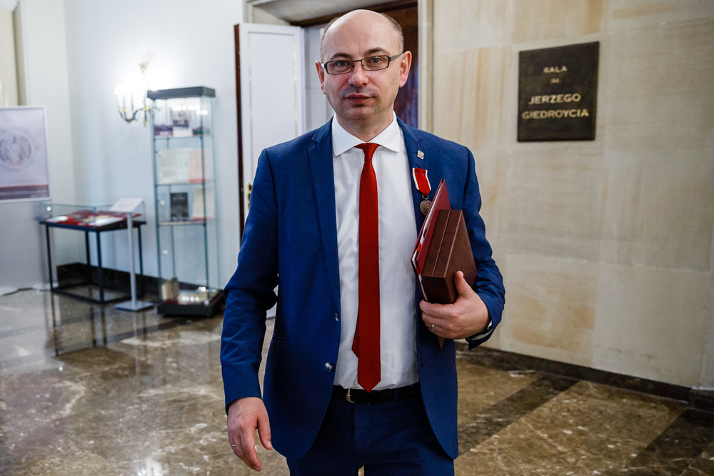 Uroczystość wręczenia dr. Mateuszowi Szpytmie honorowej odznaki Bene Merito – Warszawa, 23 czerwca 2018. Fot. Sławek Kasper (IPN)