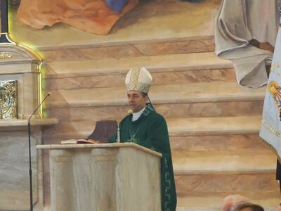 Biskup pomocniczy diecezji siedleckiej dr Piotr Sawczuk [fot. B. Nowak, BUWiM IPN]