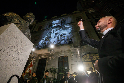 Uroczystość odsłonięcia popiersia Marszałka Piłsudskiego w Brukseli – 6 listopada 2018. Fot. Sławek Kasper (IPN)