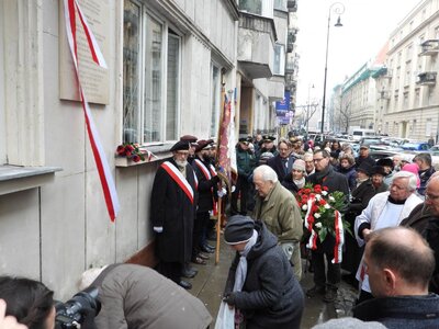 Uroczystość odsłonięcia tablicy pamiątkowej poświęconej Janowi Rodowiczowi „Anodzie” – Warszawa, 18 grudnia 2018 (fot. Mateusz Niegowski)