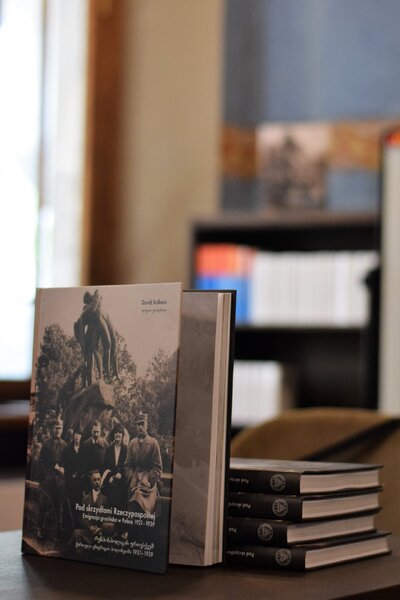Promocja albumu Davida Kolbai „Pod skrzydłami Rzeczypospolitej. Emigracja gruzińska w Polsce 1921–1939” – Tbilisi