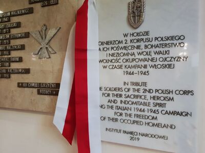 Odsłonięcie tablicy poświęconej żołnierzom 2 Korpusu Polskiego – Londyn, 21 lipca 2019. Fot. Sławek Kasper (IPN)