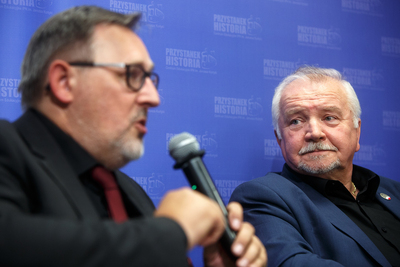 Od prawej: Andrzej Rozpłochowski i Jędrzej Lipski. Fot. Sławek Kasper (IPN)