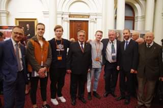 Zbigniew Ryszard Leman (pierwszy od prawej). Fot. dzięki uprzejmości Pilecki Project Committee INC i Koła SPK Melbourne