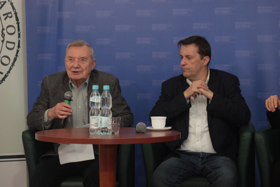 O polskiej tożsamości narodowej dyskutowali m. in. Andrzej Szpociński (L) i Witold Gadowski (P) – Warszawa, 4 lutego 2020. Fot. Piotr Życieński (IPN)