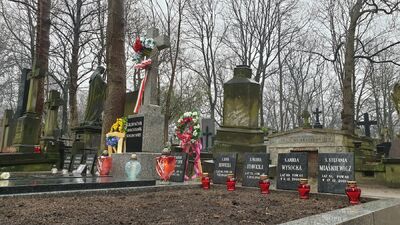 Groby sióstr ze zgromadzenia Franciszkanek Rodziny Maryi na Starych Powązkach  – Warszawa, 25 lutego 2020. Fot. Jan Dubiel (IPN)