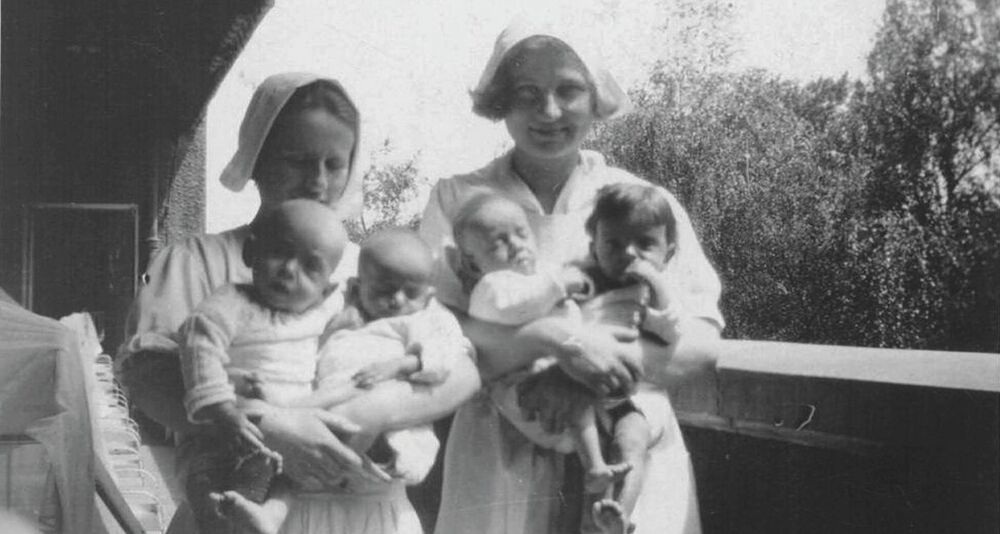 Hanna Chrzanowska (z prawej). Fot. www.wmpp.org.pl